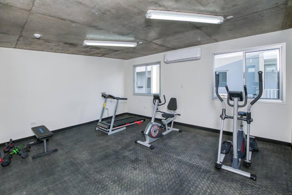 A Estrenar! Apartamento Con Pileta Zona Aeropuerto Wifi 200Mg Asunción Esterno foto